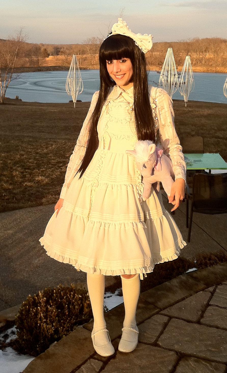 Brunette Lolita wearing White Long Socks and White Shoes